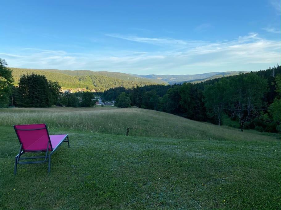 Appartement Lumineux Avec Vue Sur Les Montagnes 모르비에 외부 사진